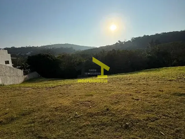 Terreno com 680m², à venda, no bairro Fazenda Santa Isabel em Louveira