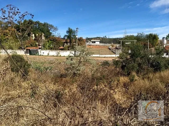 Terreno com 512m², à venda, no bairro Vitória Régia em Atibaia