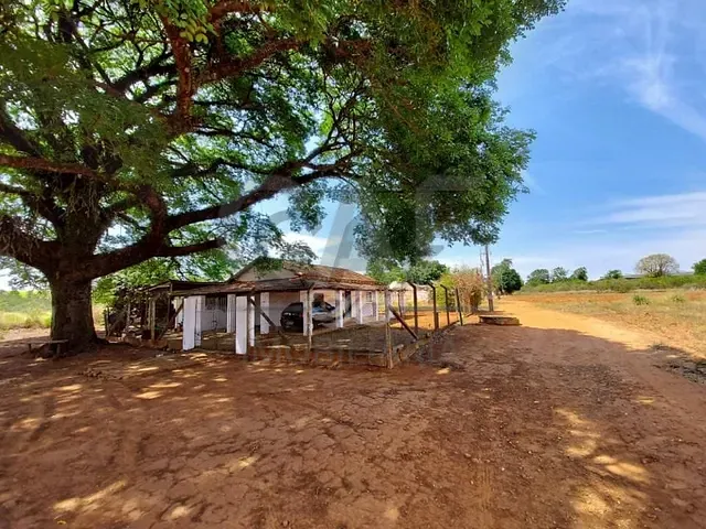 Terreno com 25500m², à venda, no bairro Pirapitingui em Santo Antônio de Posse