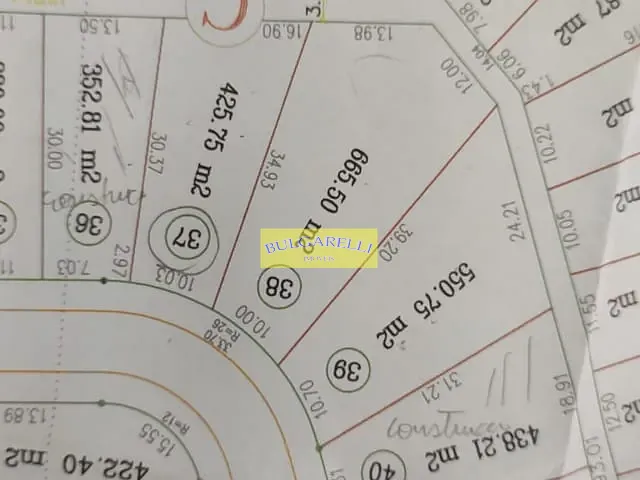 Terreno com 426m², à venda, no bairro Residencial Jatobás em Louveira