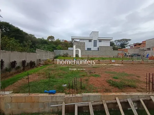 Terreno com 272m², à venda, no bairro Bairro das Palmeiras em Campinas