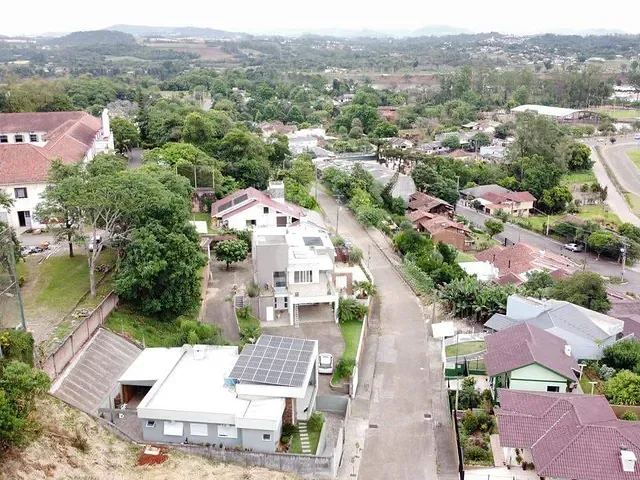 Terreno com 433m², à venda, no bairro Cristo Rei em Estrela