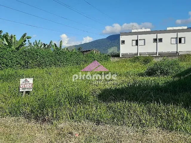 Terreno com 527m², à venda, no bairro Parque Balneário Maria Helena em Caraguatatuba