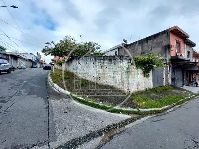 Terreno com 135m², à venda, no bairro Jardim Noronha em São Paulo