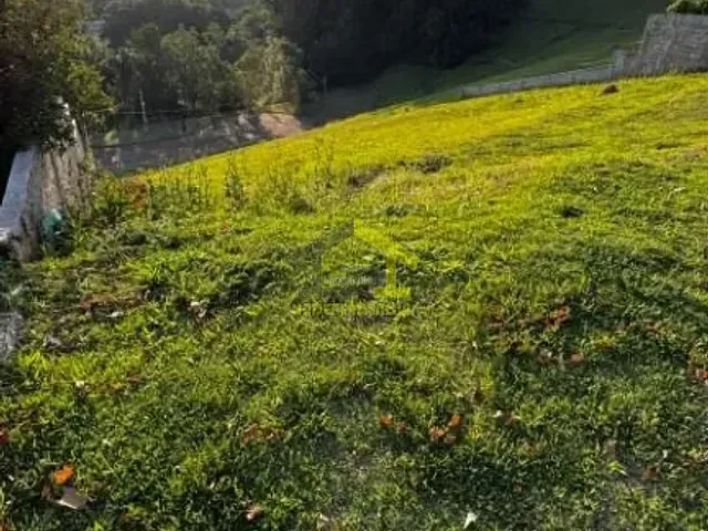 Terreno com 800m², à venda, no bairro Condomínio Ville de France em Itatiba