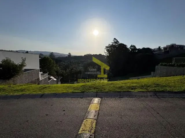 Terreno com 800m², à venda, no bairro Condomínio Ville de France em Itatiba