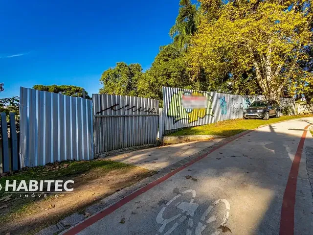 Terreno com 802m², à venda, no bairro Mercês em Curitiba