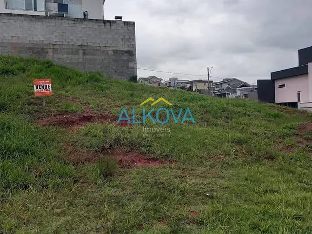 Terreno com 252m², à venda, no bairro Condomínio Residencial Mantiqueira em São José dos Campos