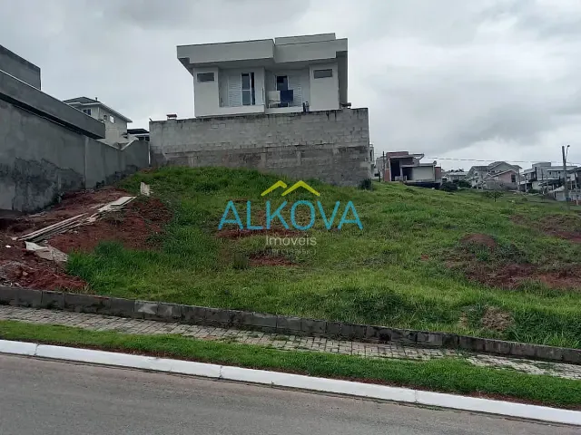 Terreno com 252m², à venda, no bairro Condomínio Residencial Mantiqueira em São José dos Campos