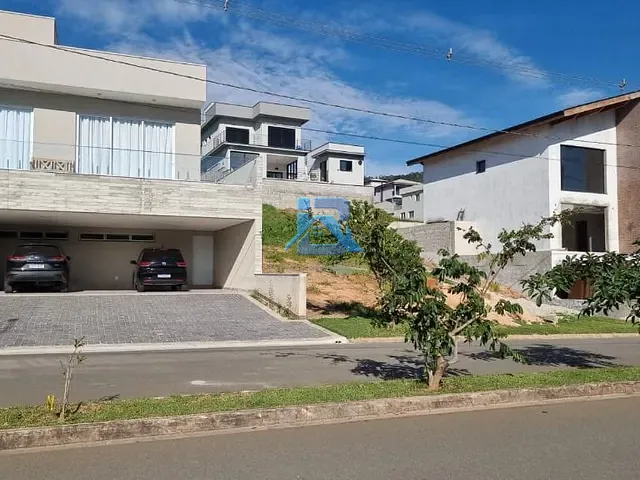 Terreno com 380m², à venda, no bairro Bairro Itapema em Itatiba