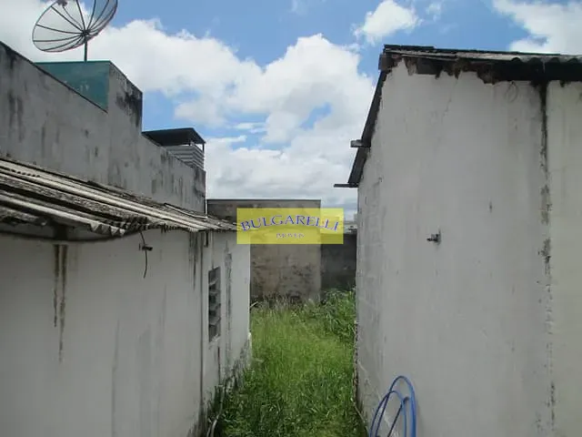 Terreno com 300m², à venda, no bairro Jardim do Lago em Jundiaí
