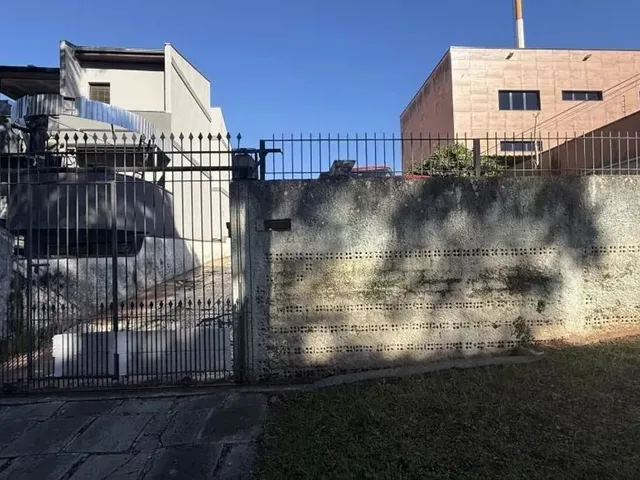 Terreno à venda, no bairro Parolin em Curitiba
