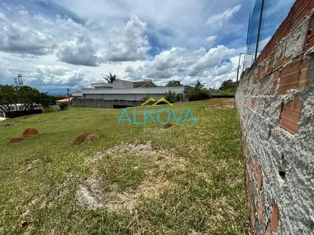Terreno com 1000m², à venda, no bairro Condomínio Residencial Mirante do Vale em Jacareí