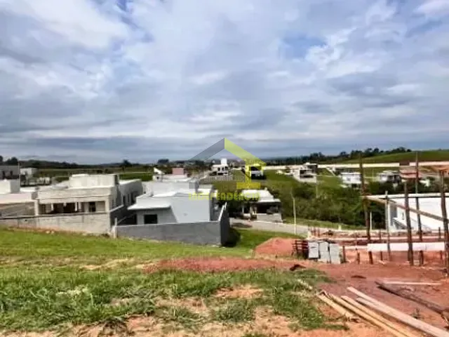 Terreno com 382m², à venda, no bairro Fazenda Santa Rosa em Itatiba