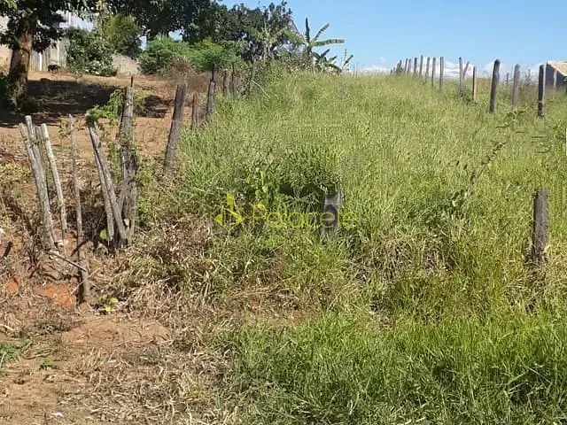 Terreno com 275m², à venda, no bairro Parque Shangrilá em Pindamonhangaba