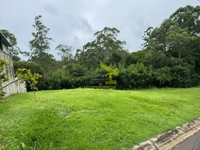 Terreno com 409m², à venda, no bairro Condomínio Ville de France em Itatiba