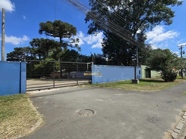 Terreno à venda, no bairro Pinheirinho em Curitiba