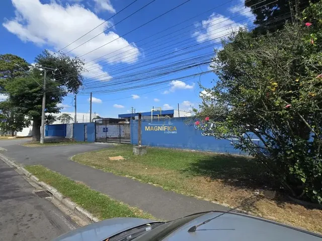 Terreno à venda, no bairro Pinheirinho em Curitiba