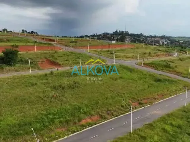 Terreno com 150m², à venda, no bairro Tijuco Preto em Caçapava
