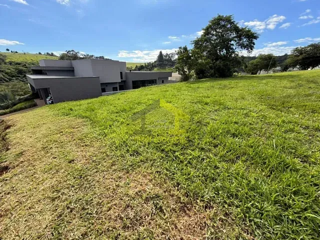 Terreno com 510m², à venda, no bairro Centro em Itatiba