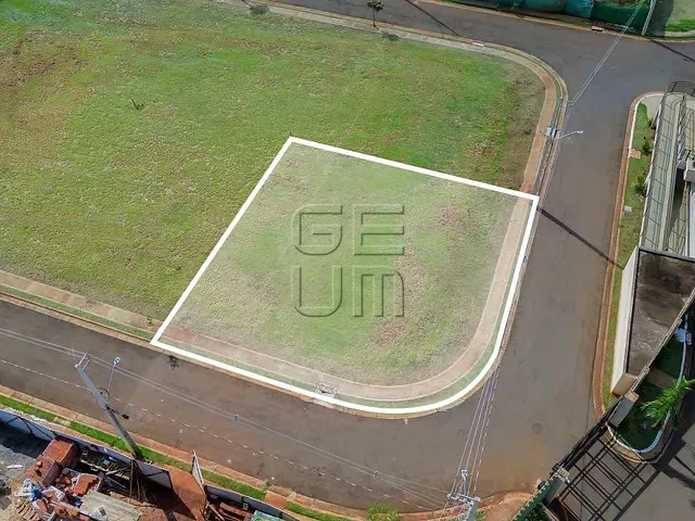 Terreno com 366m², à venda, no bairro Marumbi em Londrina