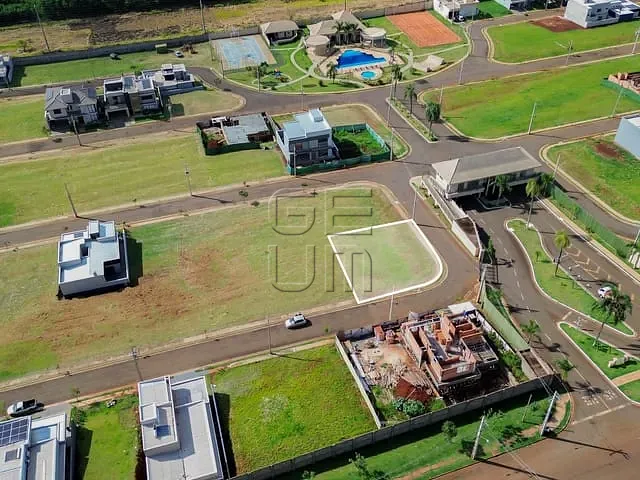 Terreno com 366m², à venda, no bairro Marumbi em Londrina