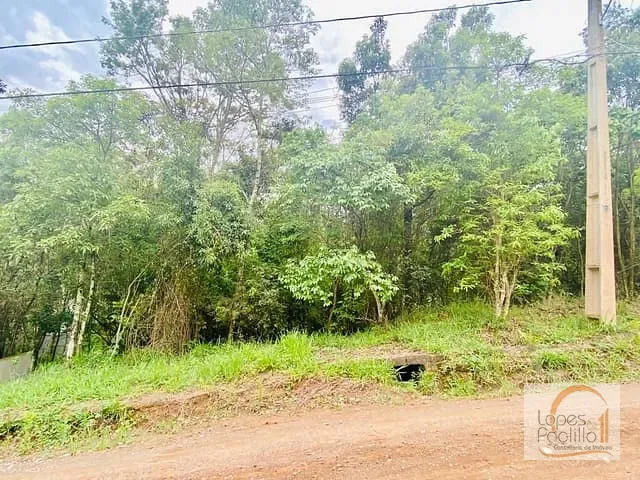 Terreno com 512m², à venda, no bairro Parque Res Itaguacu em Atibaia