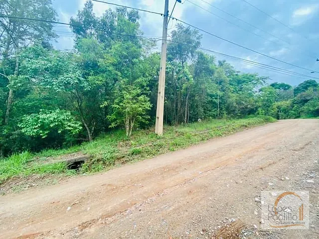 Terreno com 512m², à venda, no bairro Parque Res Itaguacu em Atibaia