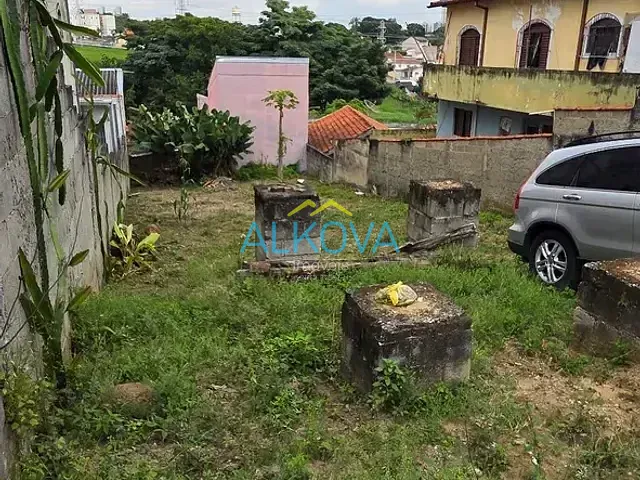 Terreno com 334m², à venda, no bairro Jardim Satélite em São José dos Campos