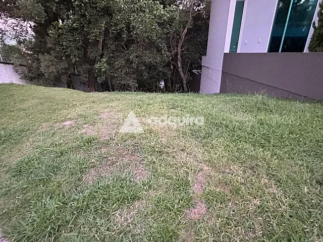 Terreno com 335m², à venda, no bairro Jardim Carvalho em Ponta Grossa
