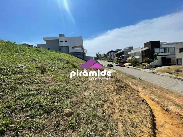 Terreno com 900m², à venda, no bairro Urbanova em São José dos Campos