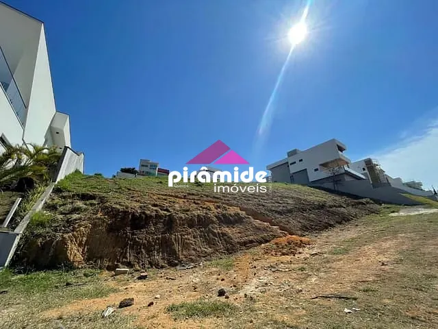Terreno com 900m², à venda, no bairro Urbanova em São José dos Campos