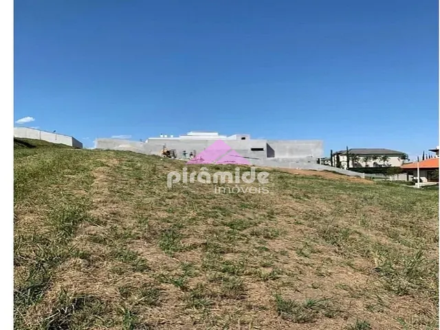 Terreno com 900m², à venda, no bairro Urbanova em São José dos Campos
