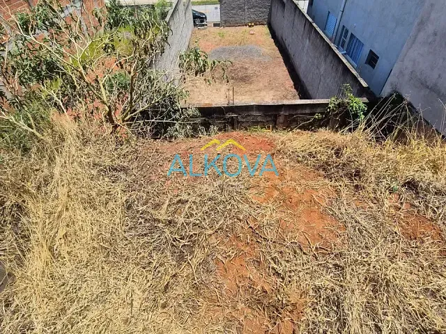 Terreno com 180m², à venda, no bairro Residencial Alto dos Ypês em São José dos Campos