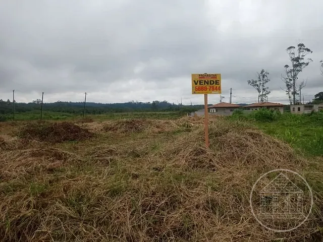Terreno com 375m², à venda, no bairro Recanto das Castanheiras em Embu-Guaçu