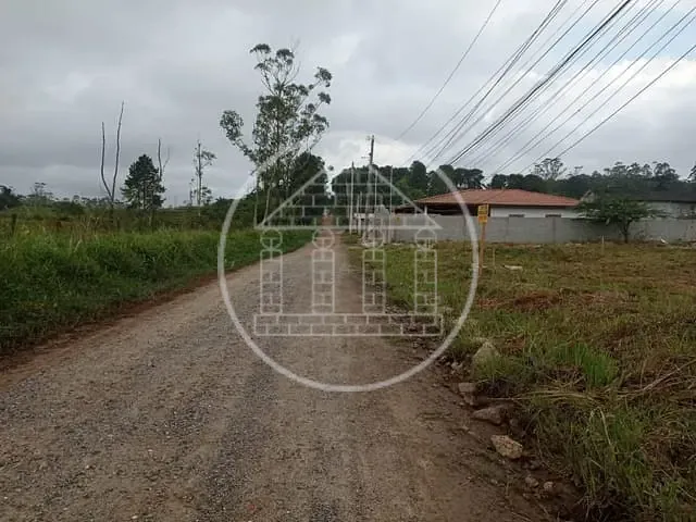 Terreno com 375m², à venda, no bairro Recanto das Castanheiras em Embu-Guaçu