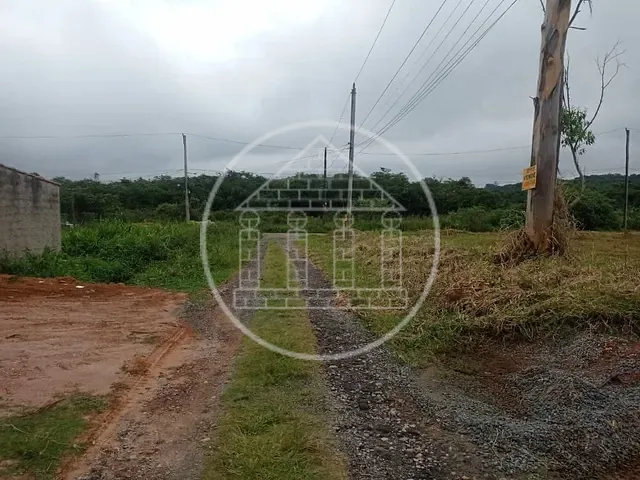 Terreno com 375m², à venda, no bairro Recanto das Castanheiras em Embu-Guaçu