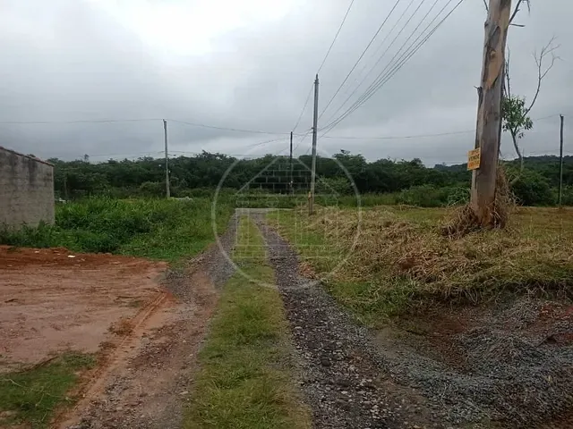 Terreno com 375m², à venda, no bairro Recanto das Castanheiras em Embu-Guaçu