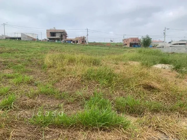 Terreno com 360m², à venda, no bairro Jardim Maria Cândida em Caçapava
