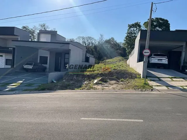 Terreno com 302m², à venda, no bairro Vila Rubens em Indaiatuba