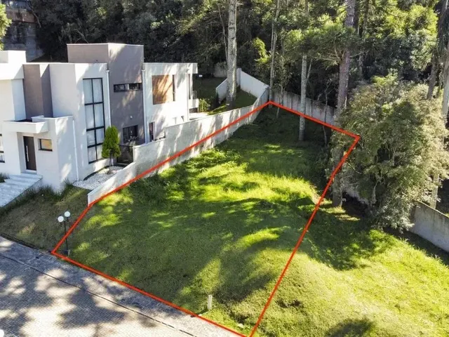 Terreno à venda, no bairro Campo Comprido em Curitiba