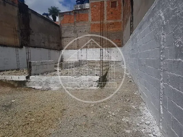 Terreno com 180m², à venda, no bairro Jardim Herplin em São Paulo
