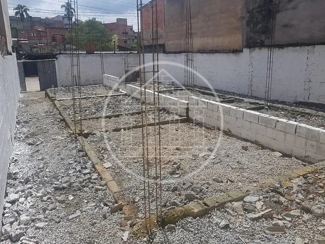 Terreno com 180m², à venda, no bairro Jardim Herplin em São Paulo