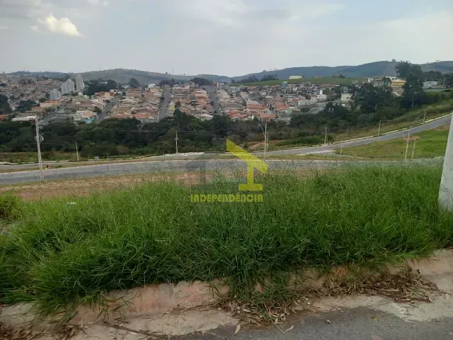 Terreno com 251m², à venda, no bairro Jardim Santa Filomena em Itatiba