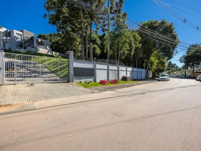 Terreno à venda, no bairro Campo Comprido em Curitiba