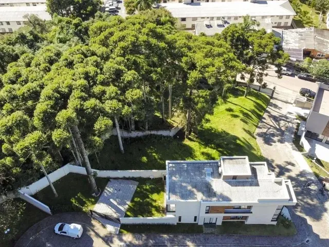 Terreno à venda, no bairro Campo Comprido em Curitiba