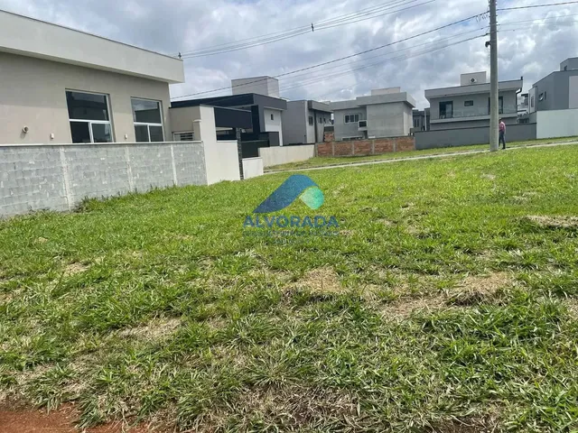 Terreno com 252m², à venda, no bairro Bairro da Floresta em São José Dos Campos