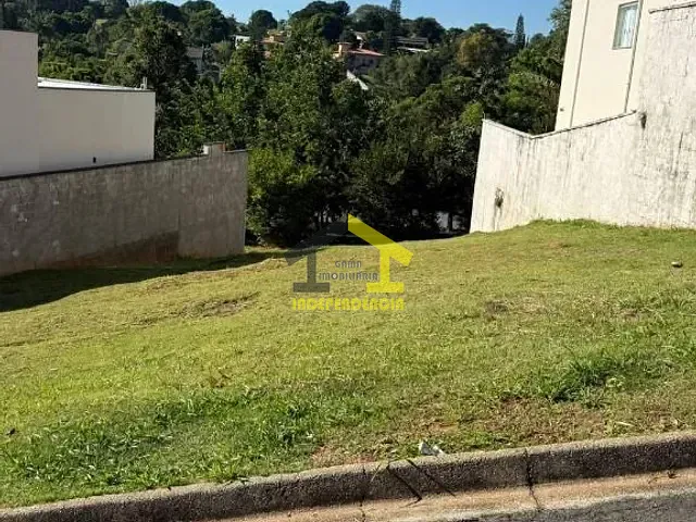 Terreno com 316m², à venda, no bairro Residencial Fazenda Serrinha em Itatiba