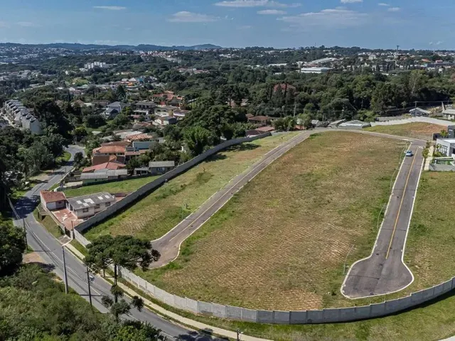 Terreno à venda, no bairro Taboão em Curitiba