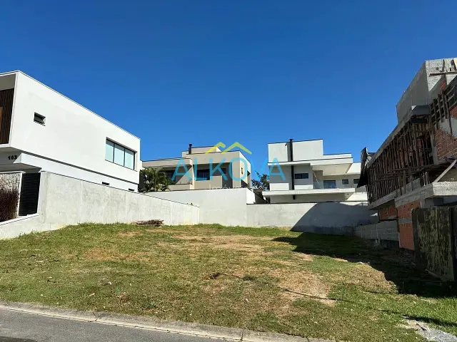 Terreno com 450m², à venda, no bairro Condomínio Residencial Monte Carlo em São José dos Campos